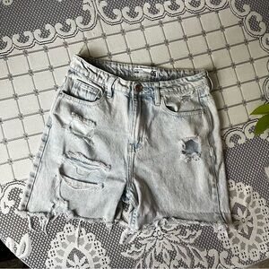 Refuge denim Distressed light wash high rise shorts